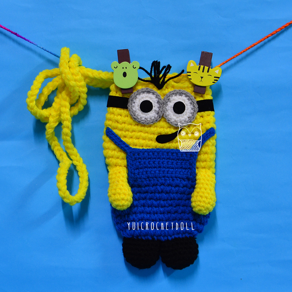 กระเป๋าใส่โทรศัพท์มือถือ มีสายคล้องคอ มินเนี่ยน minion