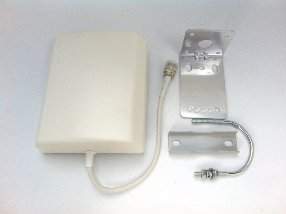 เสา mini panel outdoor 2.4 ghz 14 dbi หัว N