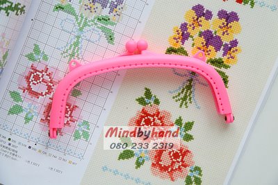 ปากกระเป๋าปิ๊กแป๊กพลาสติก ขนาด 6 นิ้วกว่าๆ