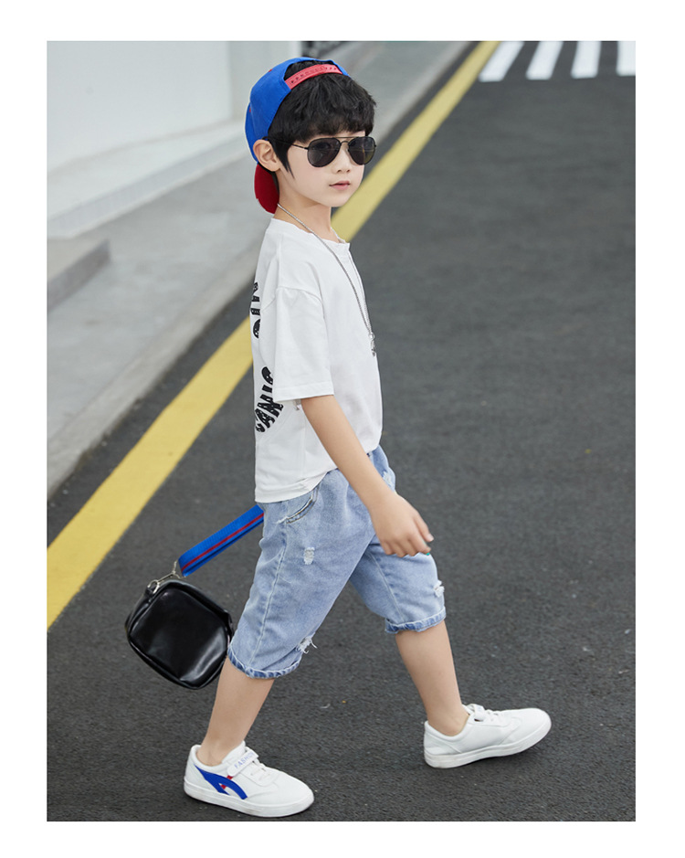 pa428 เสื้อ+กางเกงยีนส์ 110-160 จำนวน3 ตัวต่อแพ็ค (เลือกไซส์ได้ให้ครบแพ็ค)