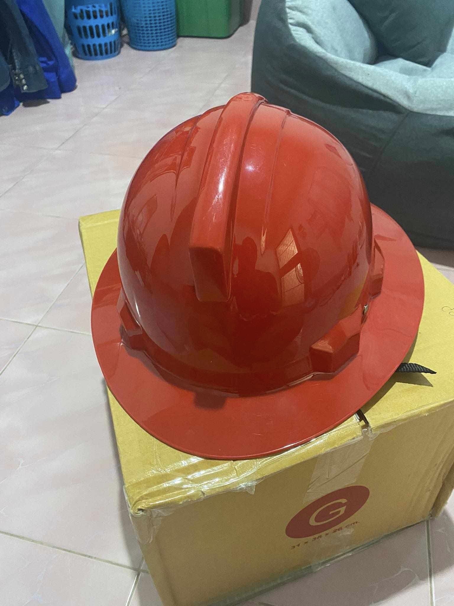 หมวกนิรภัย HARD HAT ปีกรอบ มาตรฐาน มอก. แบบปรับหมุน 6 จุด+สายรัดคางไนล่อน (แบบมีตัวล็อคตอกติดกับหมวก)