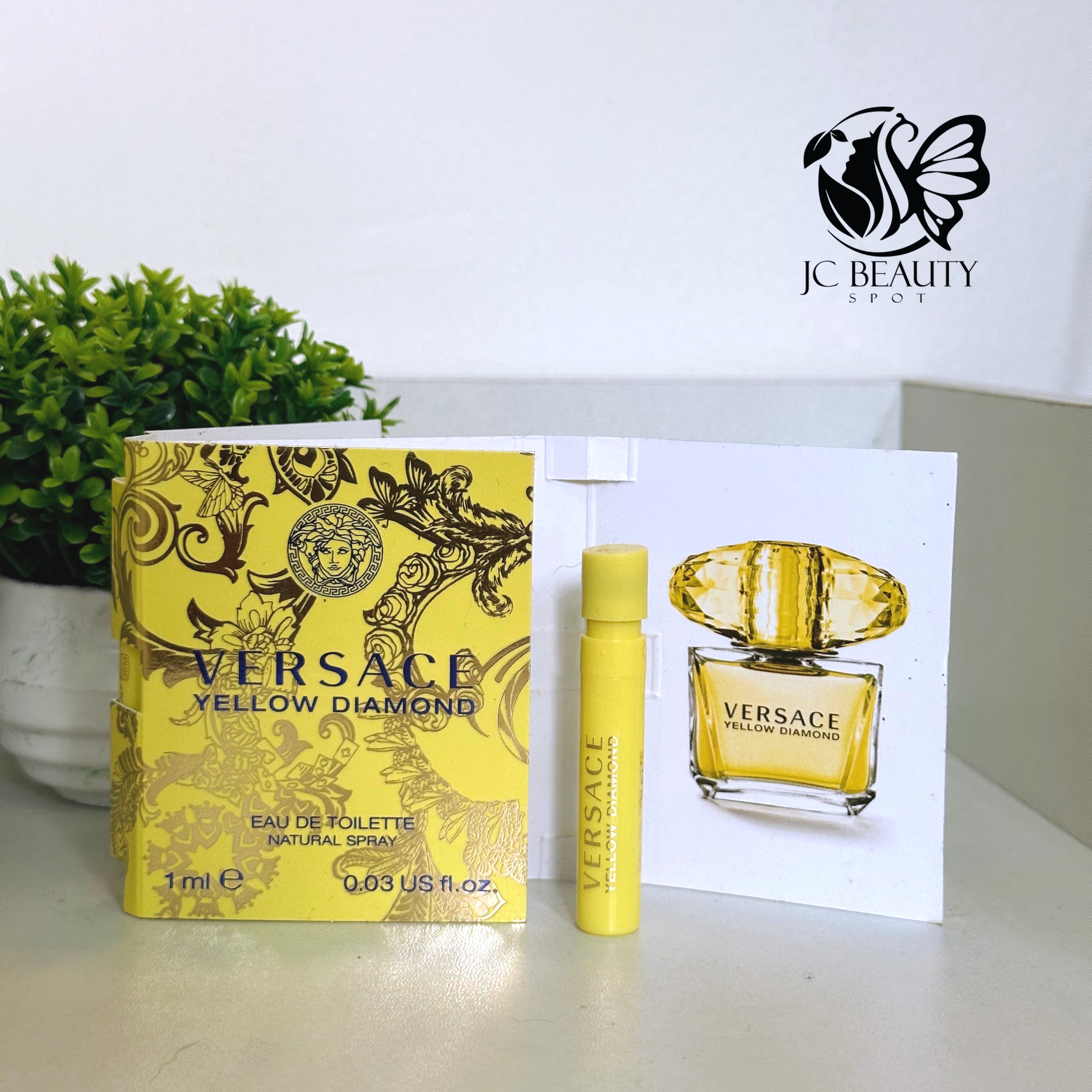 Yellow Diamond Versace EDT for women Spray 1ml.