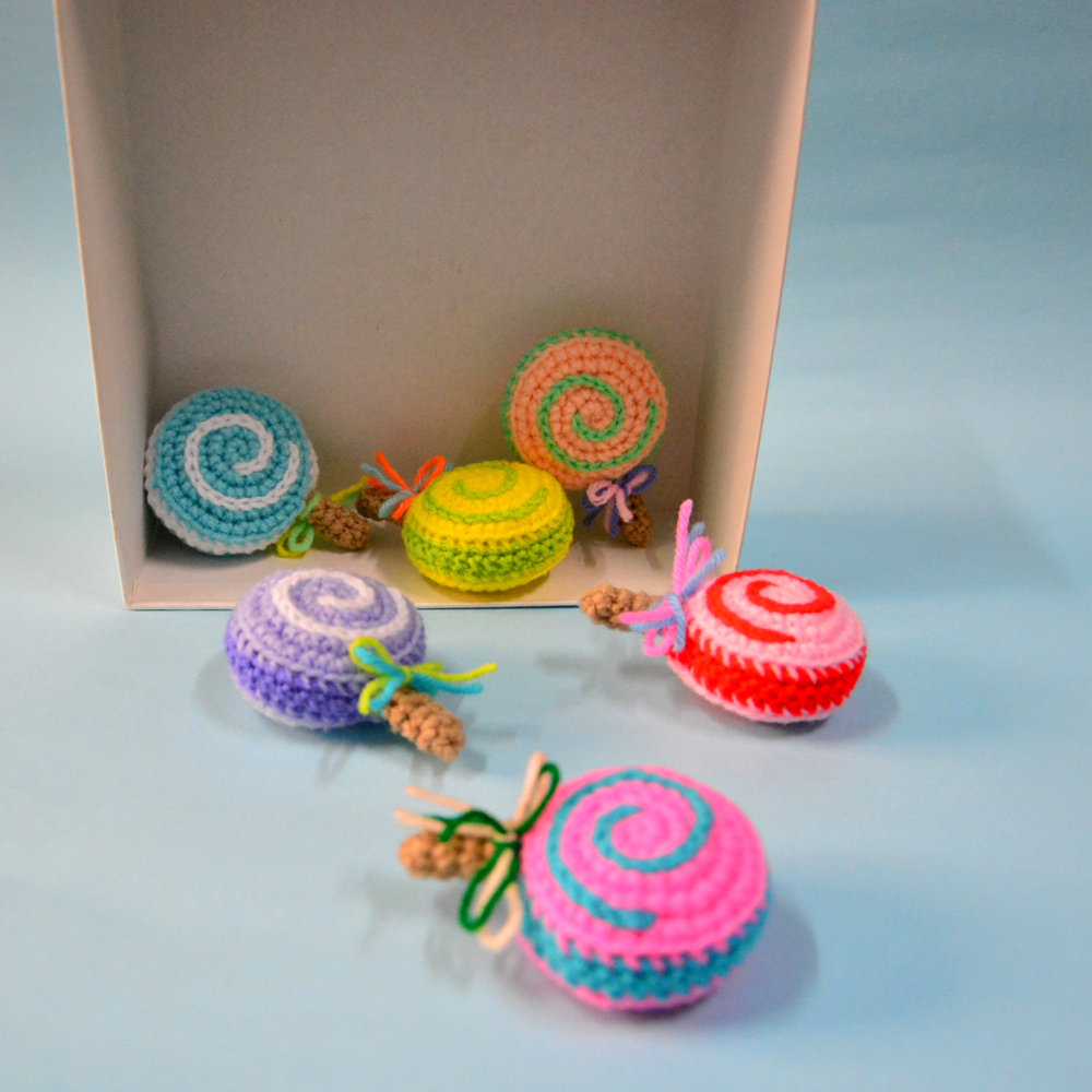 พวงกุญแจ / ที่ห้อยโทรศัพท์ อมยิ้ม