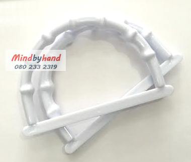 หูกระเป๋าพลาสติก ตัว D ลายข้อไผ่