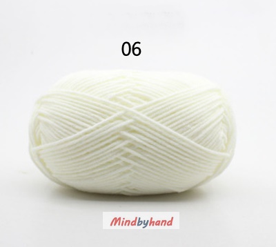 Milk Cotton เส้น4ply สีพื้น 06 Cream