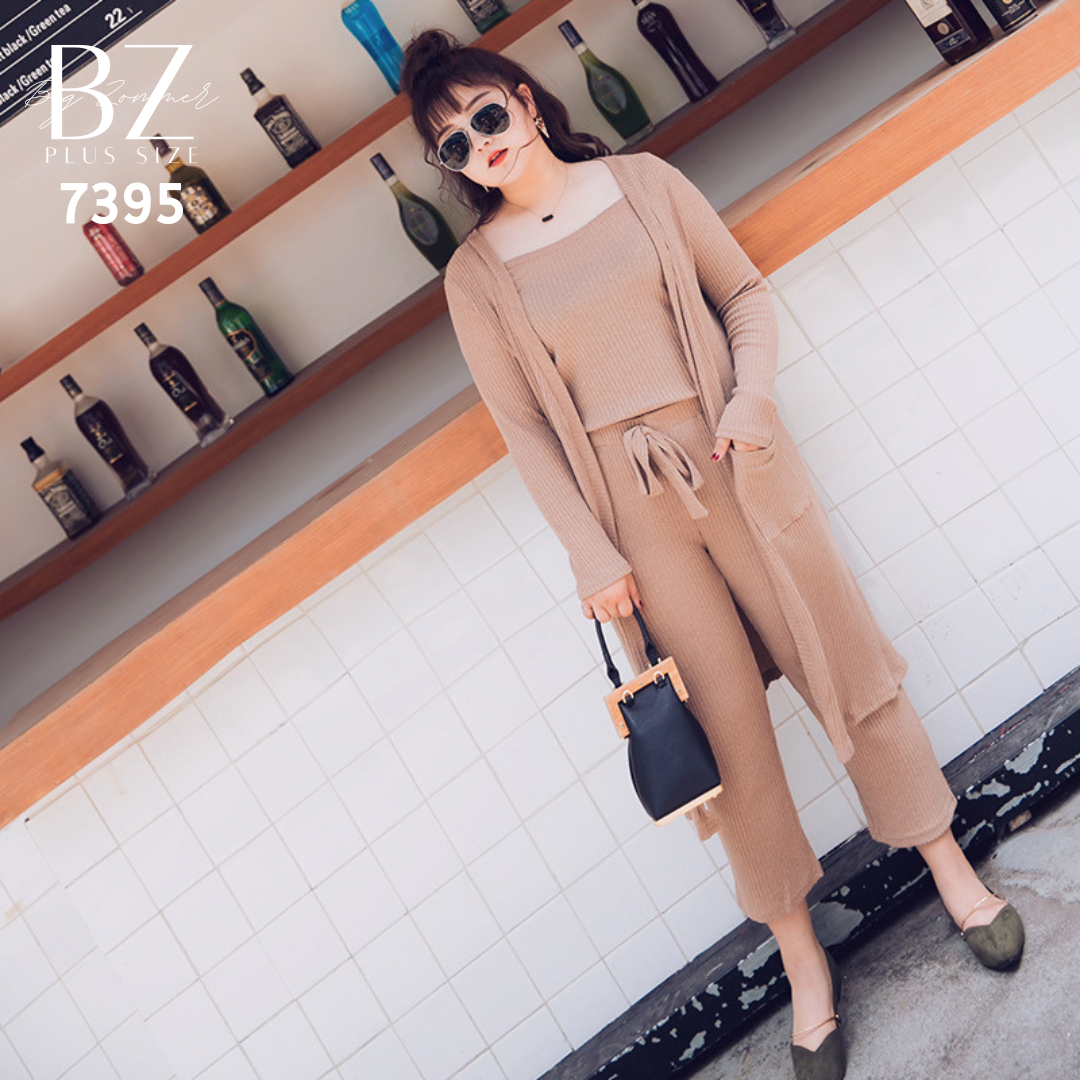 ★พร้อมส่ง★ ชุดเซ็ท 3 ชิ้น สีน้ำตาล เสื้อคลุมยาว+เสื้อยืดสายเดี่ยว+กางเกงขาสี่ส่วน 5XL อก 46 #7395