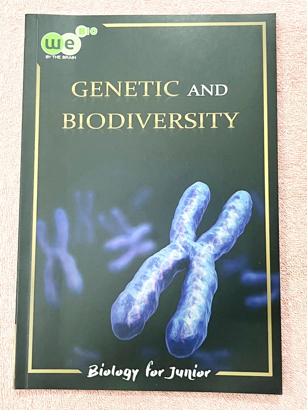 ►We Brain◄ หนังสือวีเบรน Biology For Junior ชีววิทยา ม.ต้น 5 เล่ม สรุปเนื้อหาระดับชั้นม.1-ม.3 มีโจทย์แบบทดสอบประจำบท เนื้อหาบางจุดที่เว้นไว้ให้เติมเอง จดบางหน้า จดละเอียด ไม่มีเฉลย หนังสือสภาพแทบใหม่เอี่ยม หนังสือพิมพ์สีสวยงาม