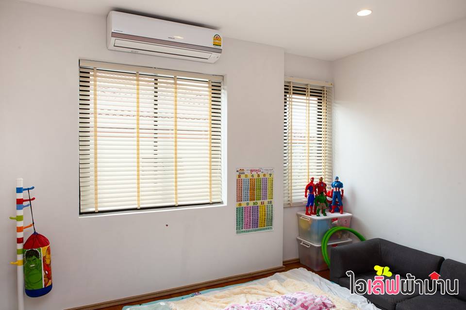 ประชาชื่น ม่านจีบ ม่านตาไก่ ม่านพับ มู่ลี่ไม้ ผสมมผสานอย่างมีสไตล์