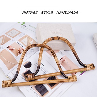 หูกระเป๋าหวาย ทรงตัว D