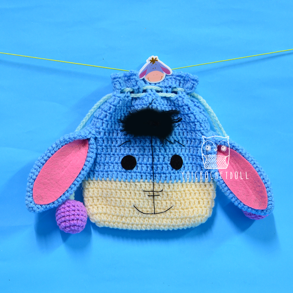กระเป๋าหูรูดไหมพรม อิยอร์ Eeyore Drawstring Crochet Bag