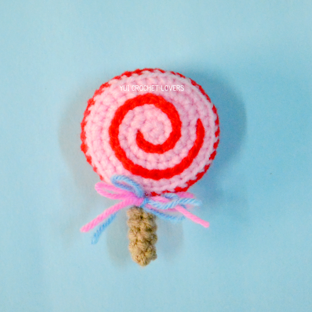 พวงกุญแจ / ที่ห้อยโทรศัพท์ อมยิ้ม