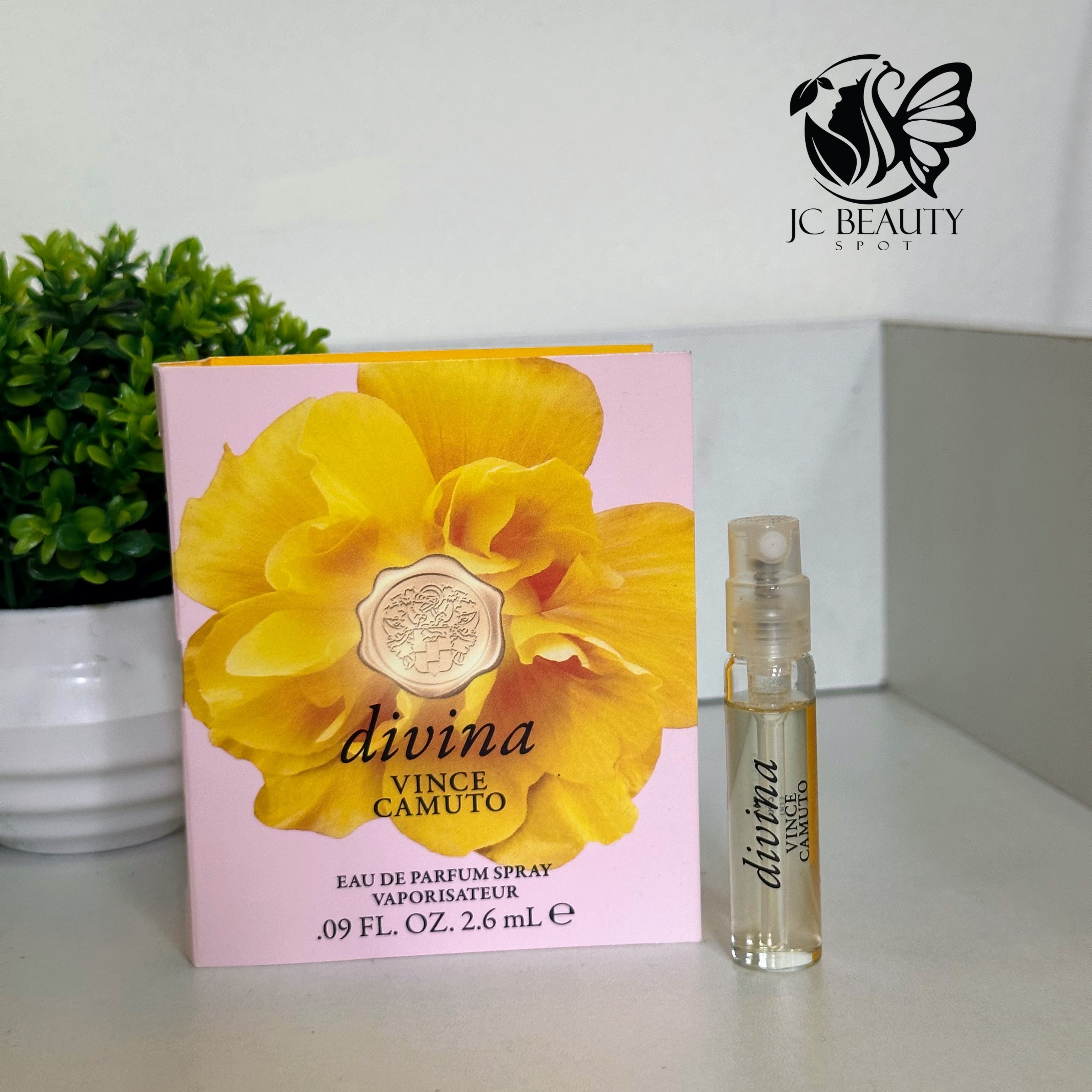 Divina Vince Camuto EDP for women Spray 2.6ml.