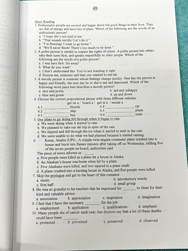 ►อ.ถ้วย◄ หนังสือเรียนภาษาอังกฤษครูพี่ถ้วย คอร์ส ม.3 สอบเข้าเตรียมอุดม + ชีทเฉลย + ชีทสรุปแกรมม่า ในหนังสือมีโจทย์เยอะมาก มีจดบางหน้า มีชีทเฉลยใช้คู่กับหนังสือให้ต่างหาก และมีชีทตัวอย่างการสรุป Grammar ย่อๆให้พอเข้าใจแบบภาพรวม ควรจำเอาไว้ให้ได้ อาจารย์แบ่ง