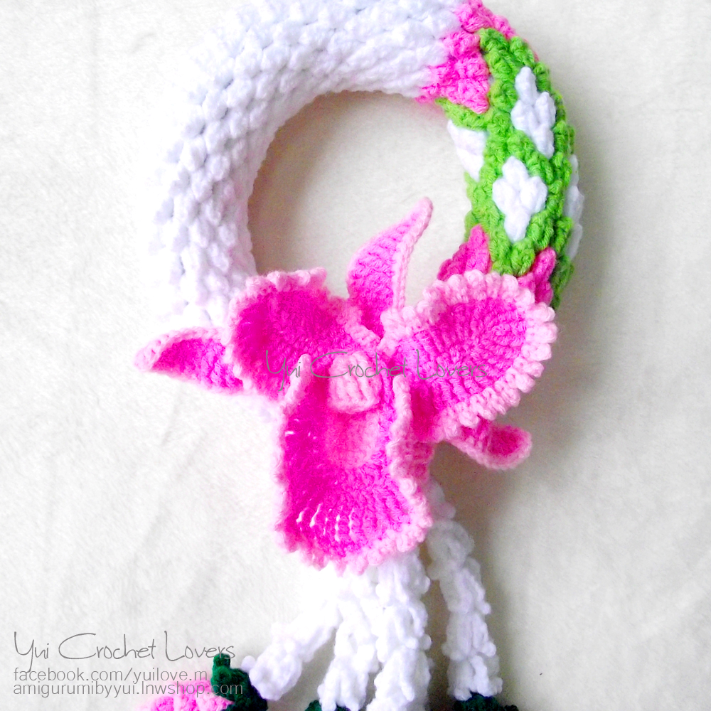 พวงมาลัยดอกแคทรียาไหมพรม SIZE L แบบที่ 1