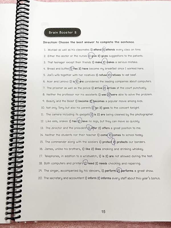 ►Teacher Nan◄ หนังสือกวดวิชา Advanced English 1-2 ชั้นประถมปลาย สอบเข้า ม.1 สรุปเนื้อหาอ่านง่าย อาจารย์แบ่งออกเป็น Rule ละเอียดยิบย่อย ซอยย่อยแบ่งออกเป็นบทๆ มีทั้งหมด 60 Rule เนื้อหาตีพิมม์สมบูรณ์ทั้งหมด เนื้อหายากลึกถึงสอบเข้า ม.1 โรงเรียนดัง มีโจทย์ประจ