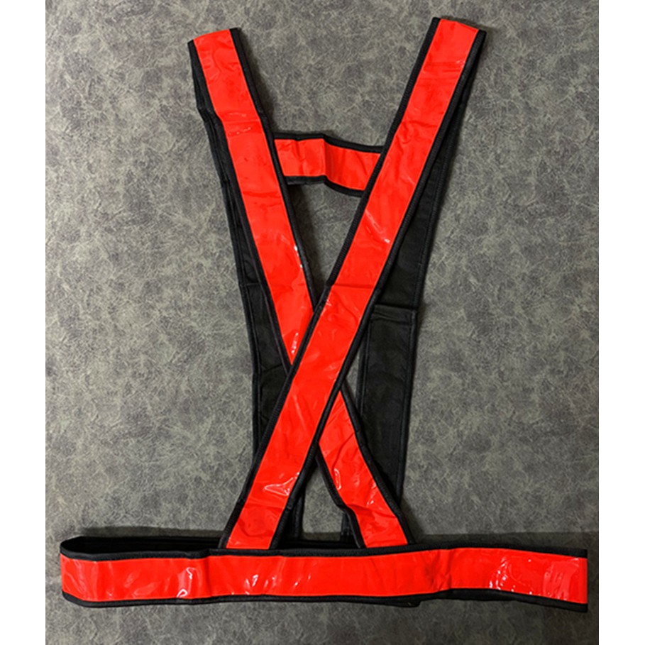 แถบสะท้อนแสงมีให้เลือก 2 แบบ แบบหนึ่งกว้าง 1.5 นิ้ว และอีกแบบกว้าง 2.5 นิ้ว