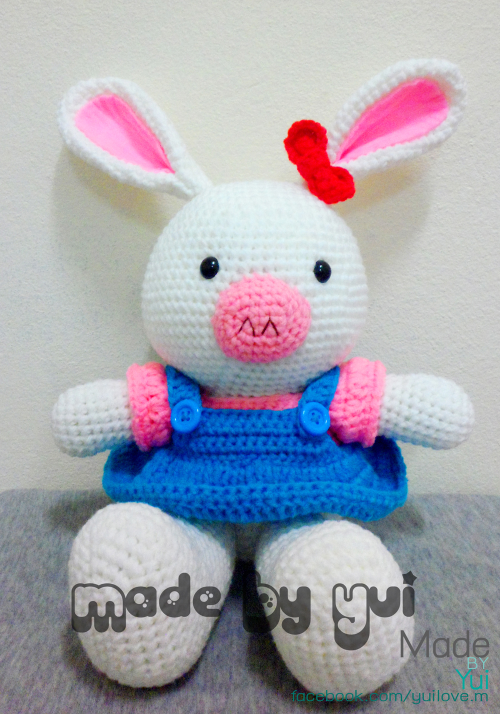 ตุ๊กตาถักไหมพรมหมูกระต่าย