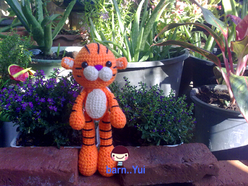 ตุ๊กตาถักไหมพรมเสือ Baby Tiger