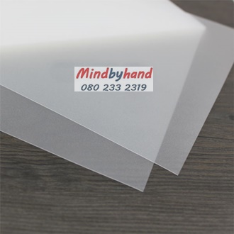 แผ่นพลาสติกแข็ง