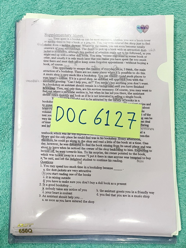 ►ชีทครูถ้วย◄ DOC 6127 ชีทวิชาภาษาอังกฤษครูถ้วย ม.ต้น – เข้าเตรียมอุดม เป็นชีทฉบับจริงที่แจกในคอร์สเรียน ไม่ใช่ชีทซีร็อก เป็นชีทกระจายๆกองใหญ่รวมทั้งหมดมากกกว่า 120 ชุด มีทั้งแบบหนาบางคละกันไป ความหนาทั้งหมดเทียบเท่าหนังสือทั่วไป 7-8 เล่ม ชีททั้งหมดจัดเก็บ
