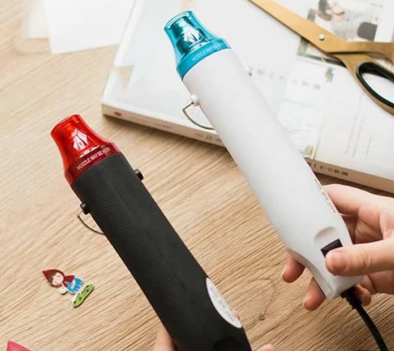 เครื่องเป๋าลมร้อน / ปืนเป่าลมร้อน 300w / ไดร์เป่าลมร้อน