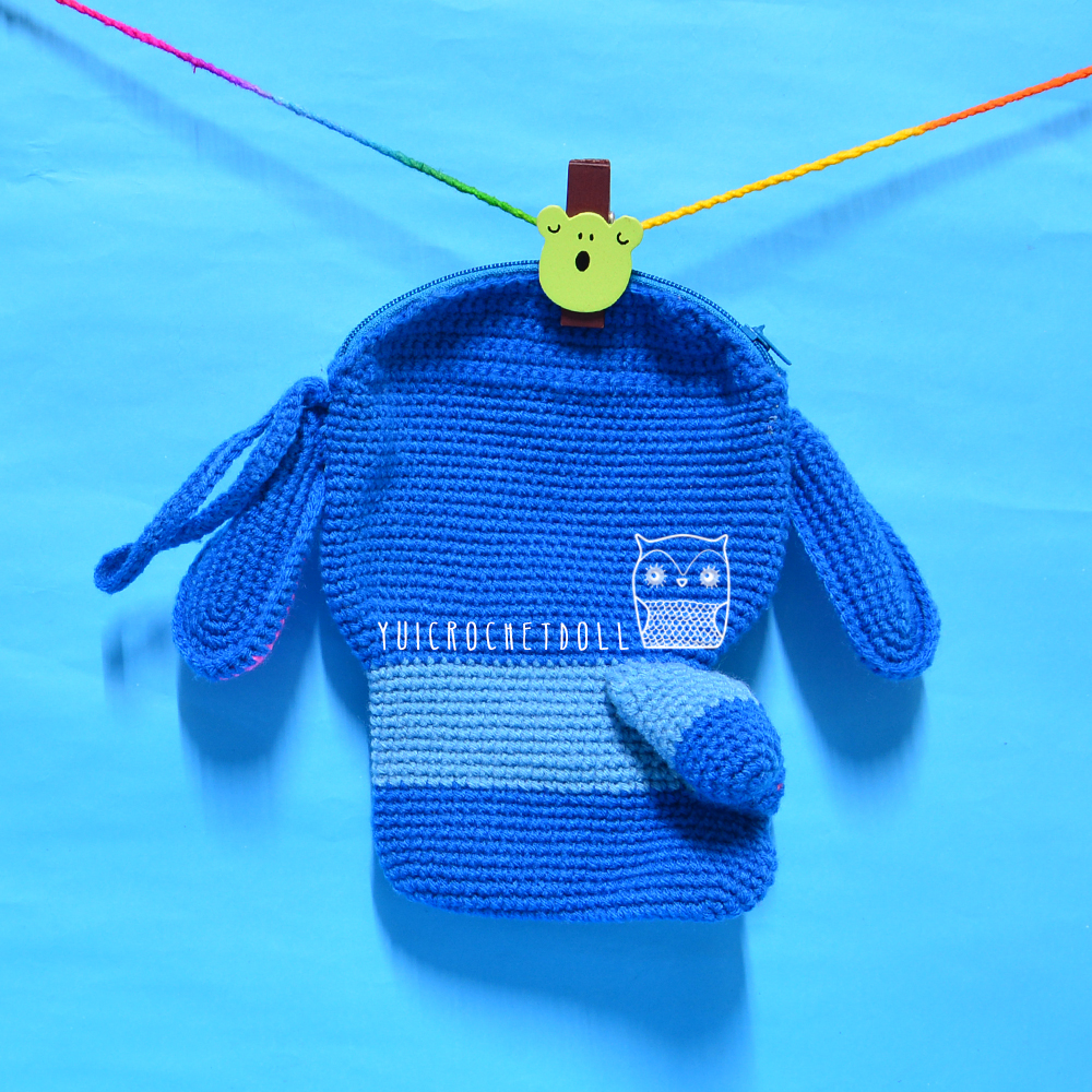 กระเป๋าไหมพรม สายคล้องมือ สติช