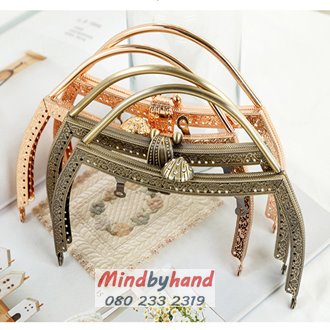 ปากกระเป๋าปิกแป๊ก ขนาด 7 นิ้ว แบบถือ