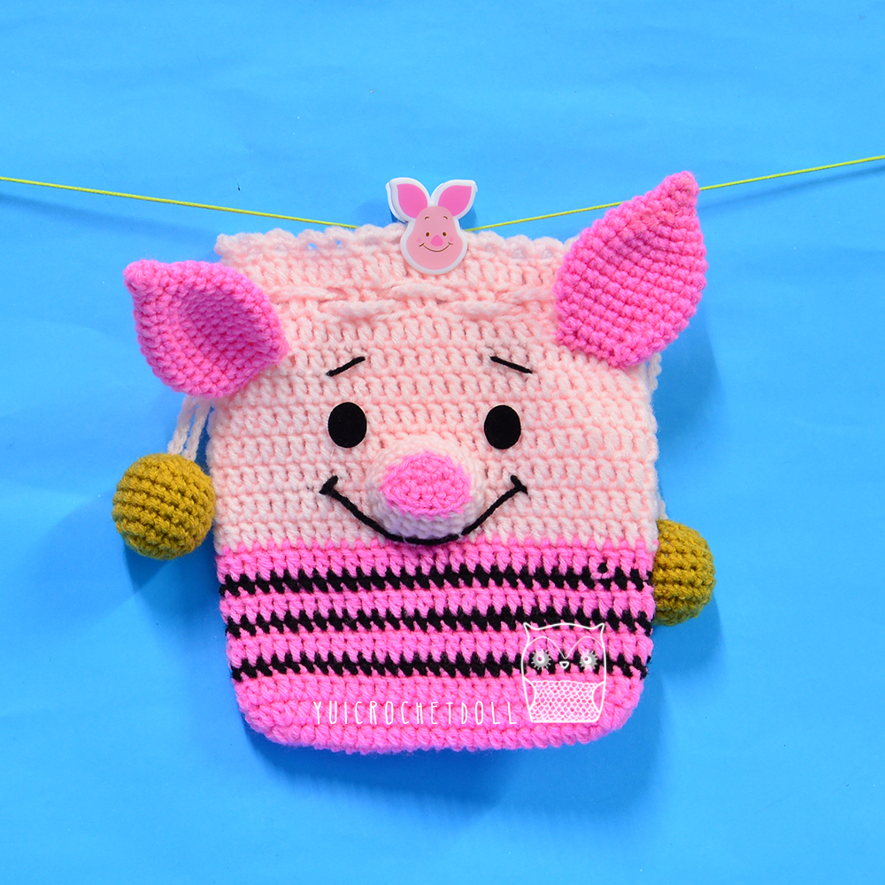 กระเป๋าหูรูดไหมพรม พิกเลต Piglet Drawstring Crochet Bag
