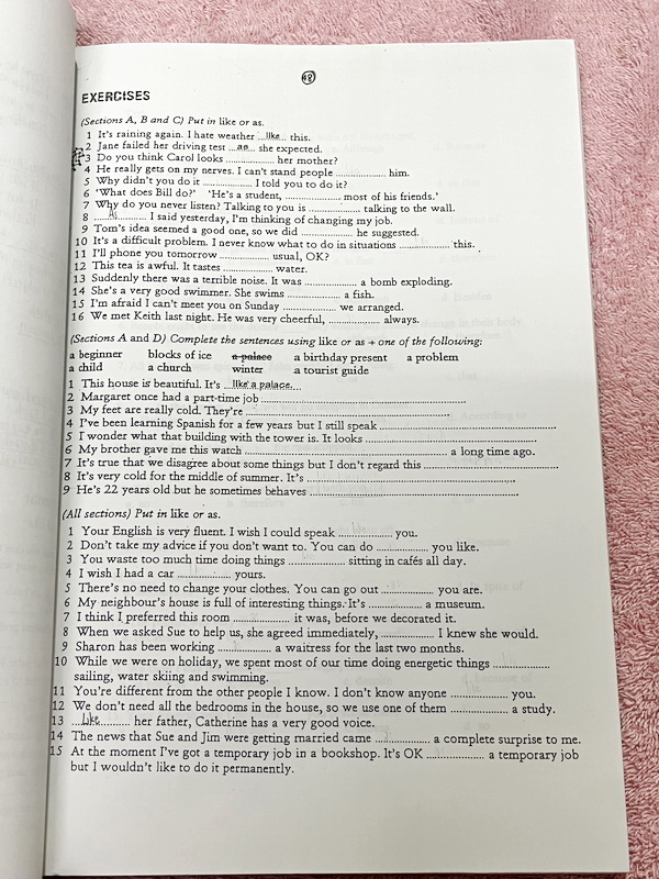 ►หนังสือสอบเข้าเตรียมอุดม◄ หนังสือกวดวิชาออนดีมานด์ ติวเข้มฟิสิกส์เตรียมอุดม เล่ม 1+2 มีสรุปเนื้อหา แนวข้อสอบและโจทย์แบบฝึกหัด มี Key Idea for TU จุดสำคัญที่ต้องท่องจำให้ขึ้นใจก่อนเข้าห้องสอบเตรียมอุดม ในหนังสือมีจดเล็กน้อย ด้านหลังมีเฉลยครบทุกข้อ