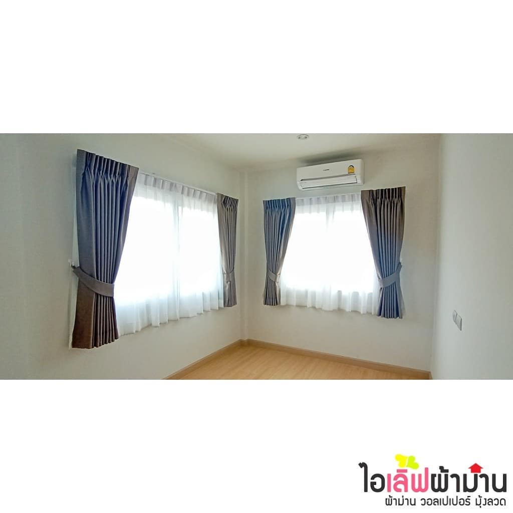 [H466] ศุภาลัย วิลล์ วงแหวน-บางใหญ่ ผ้าม่านกันแสงแดด แบบม่านจีบ และผ้าโปร่ง แบบไม่โชว์ราง และมู่ลี่อลูมิเนียมในห้องครัว