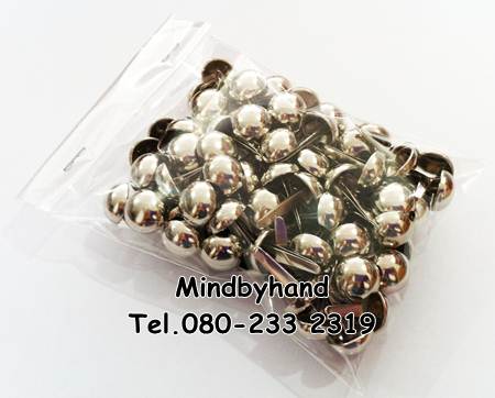 หมุดรองก้นกระเป๋า ทรงกลม สีเงิน 15 มิล