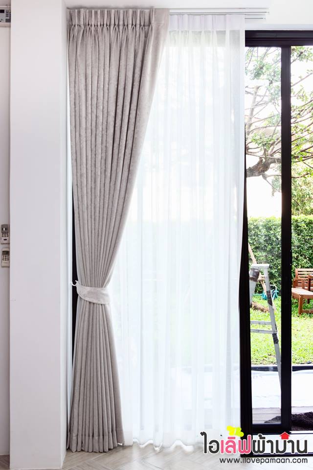 ประชาชื่น ม่านจีบ ม่านตาไก่ ม่านพับ มู่ลี่ไม้ ผสมมผสานอย่างมีสไตล์