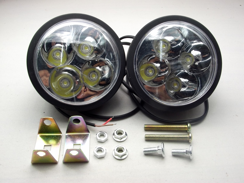 สปอตไลท์ LED โคมพลาสติก 4 X 3W 12-80V