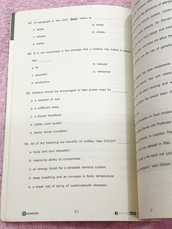 ►ครูพี่แนน Enconcept◄ หนังสือตะลุยโจทย์ TCAS Admission เล่ม Reading + Vocab เพื่อสอบ GAT O-Net 9 วิชาสามัญ เน้นตะลุยโจทย์ทั้งเล่ม ในหนังสือมีเขียนเล็กน้อย ด้านหลังมีเฉลย Answer Keys ครบทุกข้อ เป็นเฉลยอธิบายอย่างละเอียด