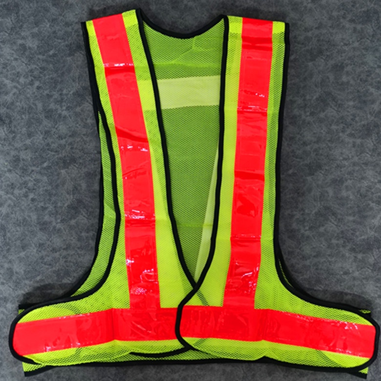 เสื้อกั๊กสะท้อนแสงคอ V เล็ก ติดตีนตุ๊กแกด้านหน้า มีสี ส้ม-เขียว,ดำ-เขียว,น้ำเงิน-เขียว,เขียว-ส้ม,เขียว-ขาว,ดำ-ส้ม,ส้ม-ขาว