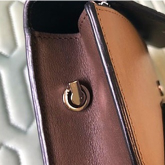 ตัวเกี่ยวหูกระเป๋า / ห่วงเหล็กคล้องสายกระเป๋า