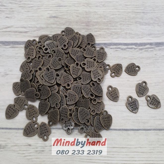 ป้ายเหล็กแฮนด์เมค รูปหัวใจ สีเงิน / สีรมควัน