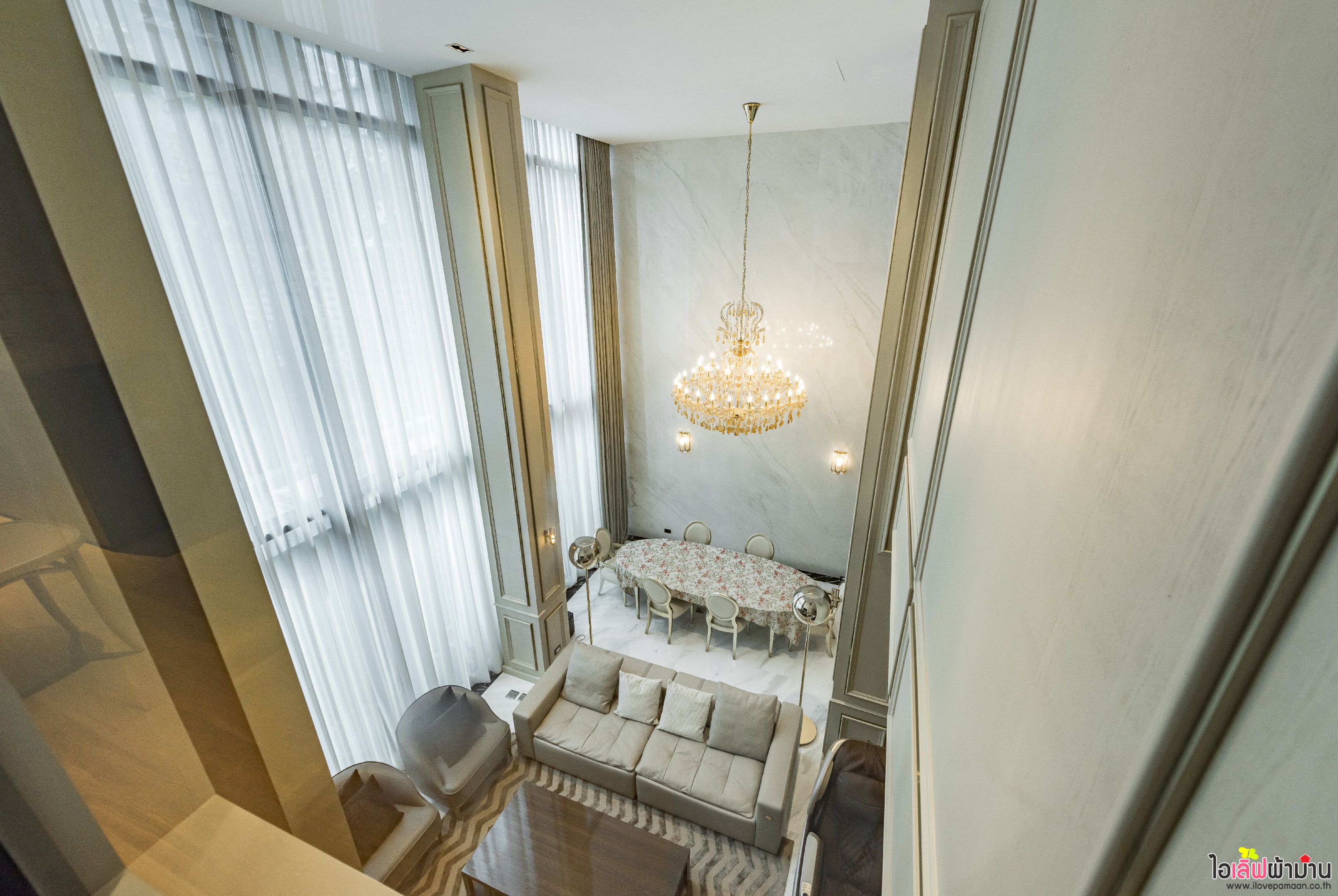 [H506] ผ้าม่าน รางมอเตอร์ไฟฟ้า และมู่ลี่ไม้ บ้านสุดหรู 🏠🏡หน้างานหมู่บ้าน Park Avenue โครงการบ้านเดี่ยวระดับ Luxury