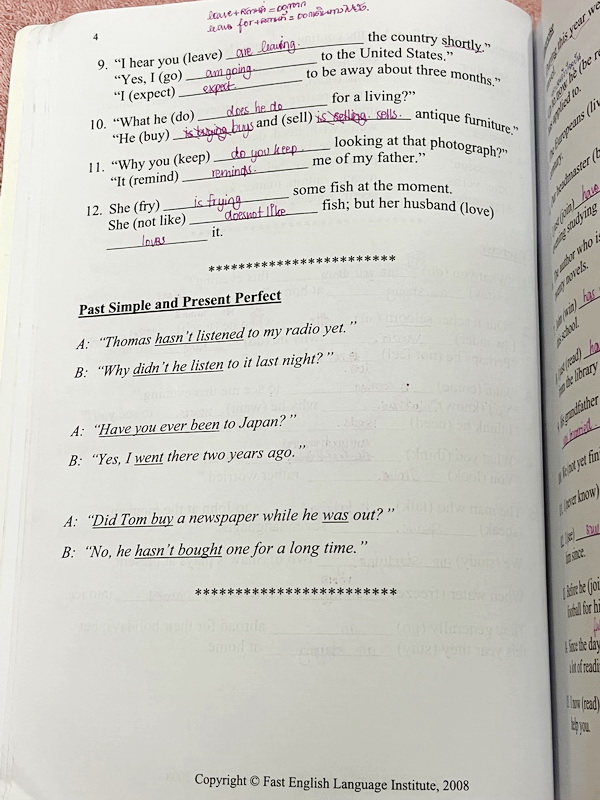 ►Fast English◄ หนังสือกวดวิชา Fast English เล่ม Grammar สรุปแกรมม่าแบบเรียนเร็ว รู้เร็ว จำง่าย มีทั้งหมด 30 บท มีสรุปสูตรแกรมม่าแบบย่นย่อบรรทัดเดียวแต่มีความละเอียดมาก ทำให้อ่านง่าย เข้าใจง่าย มีตัวอย่างประกอบทุกสูตร มีโจทย์ประจำบท จดครบเกือบทั้งเล่ม จดละ