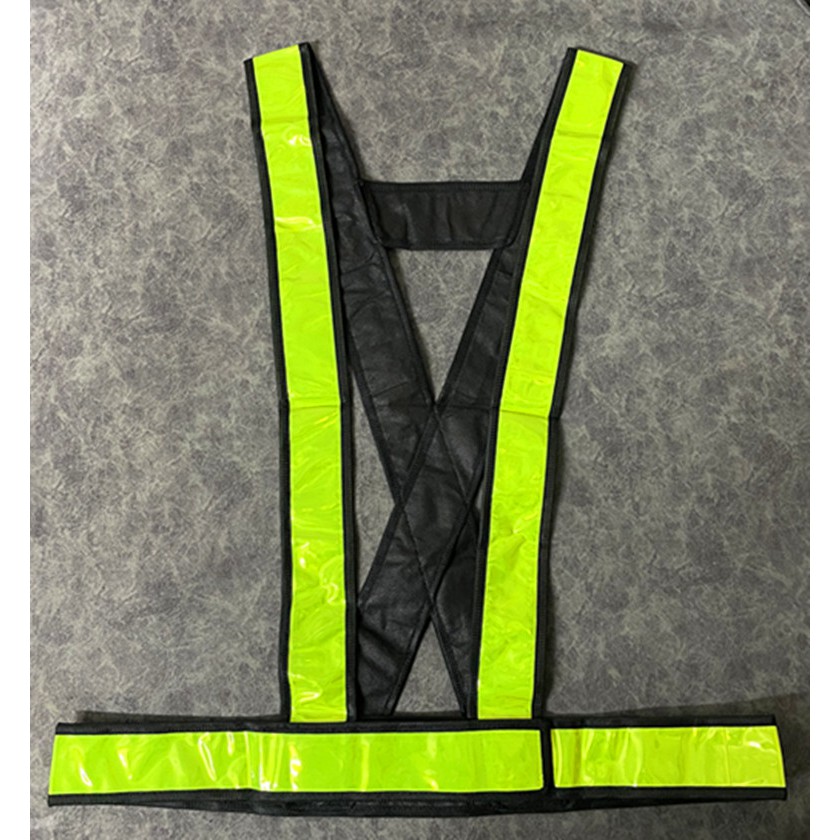 แถบสะท้อนแสงมีให้เลือก 2 แบบ แบบหนึ่งกว้าง 1.5 นิ้ว และอีกแบบกว้าง 2.5 นิ้ว