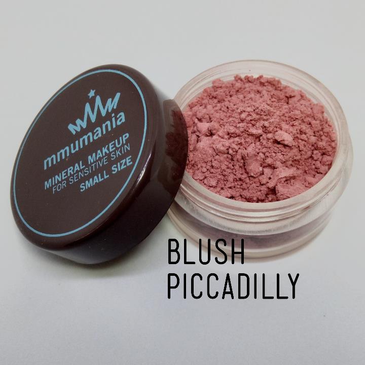 ขนาดจัดชุด MMUMANIA Exclusive Blush : Clear Matte PICCADILLY