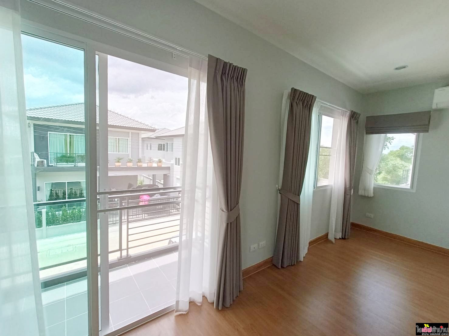 [H501] ม่านทึบ ผ้าม่านโปร่ง และมุ้งลวด🌿🌻 หน้างานCentroรังสิต⛅️🏡