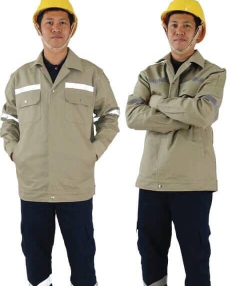 เสื้อแจ๊คเก็ต Safey มี 3 สี คือ สีส้ม, สีกรมท่า, สีกากี