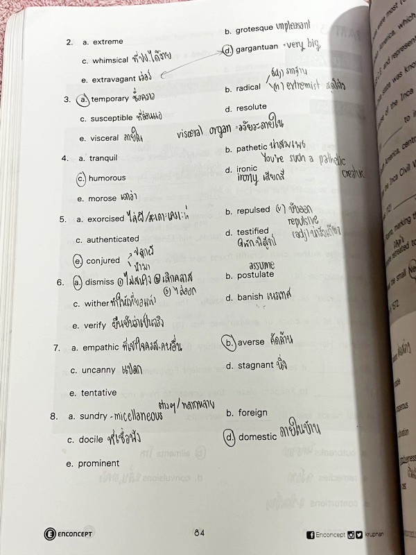 ►หนังสือครูพี่แนน Enconcept◄ หนังสือ Complete Vocab 10000 รวมโจทย์ข้อสอบวิชาภาษาอังกฤษเรื่อง Vocab เน้นฝึกทำโจทย์ด้าน Vocab โดยเฉพาะ ด้านหลังมี Answer Keys to All Exercises เฉลยของอาจารย์ครบทุกข้อ ในหนังสือมีเขียนบางหน้า