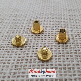 หมุดเกลียว (แบบสั้น) สีทอง 9x5 มิล (แพค 4 คู่)