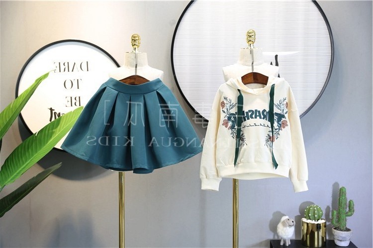 yw140 เสื้อ+กระโปรง size 7-15 5 ชุดต่อแพ็ค