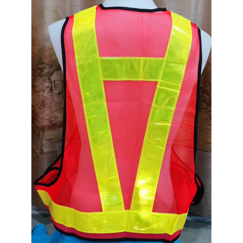 เสื้อกั๊กสะท้อนแสงซิปและกระเป๋า แถบสะท้อนแสง 2.4 นิ้ว