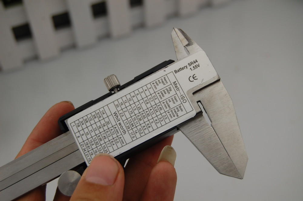 เวอร์เนีย ดิจิตอล 6นิ้ว 0-150 mm ( Digital vernier Caliper )