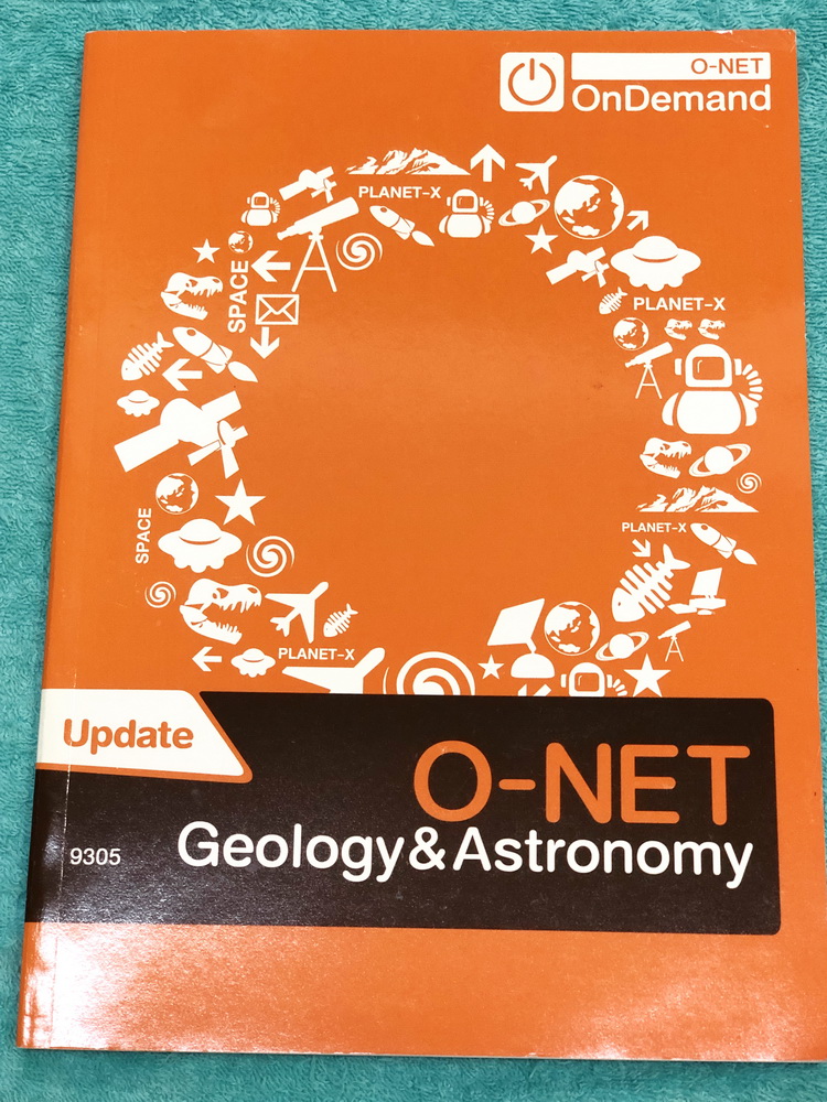 ►สอบโอเน็ต◄ หนังสือกวดวิชา Ondemand ออนดีมานด์ สอบ O-NET วิชาธรณีวิทยาและดาราศาสตร์ มีสรุปเนื้อหาสำคัญ มีโจทย์แบบฝึกหัดประจำบทและ Update โจทย์ข้อสอบล่าสุด หนังสือใหม่เอี่ยม ไม่มีรอยขีดเขียน ด้านหลังมีเฉลยของอาจารย์ครบทุกข้อ หนังสือเล่มหนาใหญ่มาก