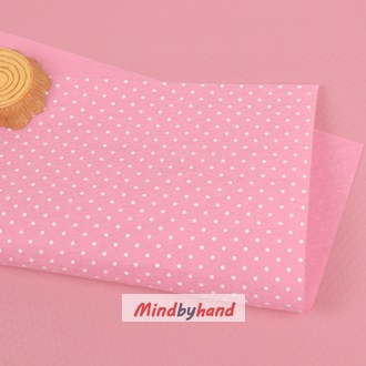 ผ้าสักหลาด ลายจุด (จุดเล็ก)